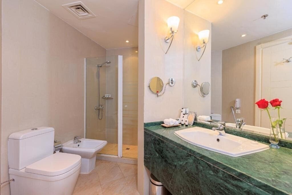 Изображение Plaza Inn Doha 4*
